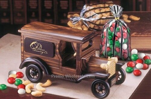 1913 Delivery Truck W/Extra Fancy Jumbo Cashews & Chocolate Gourmet Mints