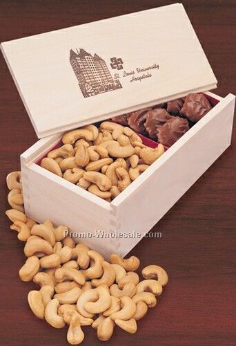 11 Oz. Pecan Turtles & Cashews In Wooden Box