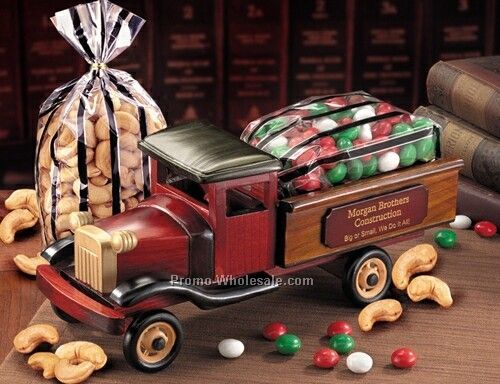 1931 Vintage Pick-up W/Extra Fancy Jumbo Cashews & Chocolate Gourmet Mints