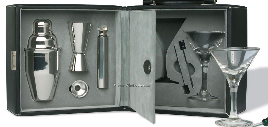 Martini Bar Set With Case And Engraved Shaker