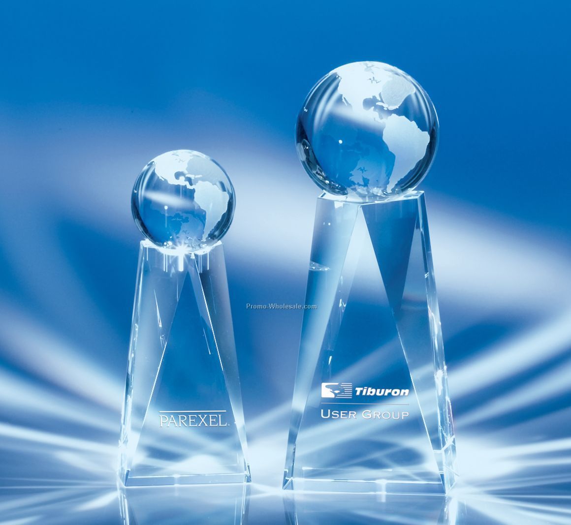 2-3/8"x7-1/4"x1-3/4" Exposure Crystal Globe Award