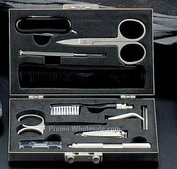 8 Piece Manicure & Shave Set With Metal Case