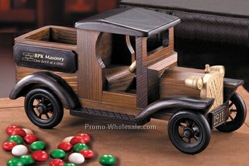 1911 Pick Up Truck W/Chocolate Gourmet Mints