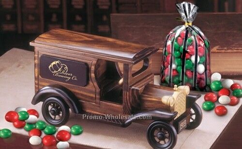 1913 Delivery Truck W/Chocolate Gourmet Mints