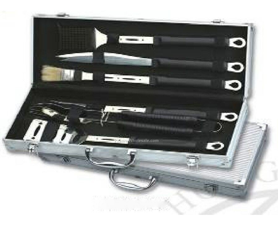 6-piece Bbq Tool Set In Aluminum Case