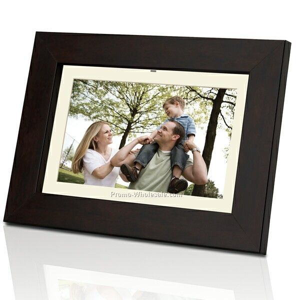 Coby Digital Photo Wooden Frame Mp3 Player (7" Widescreen)