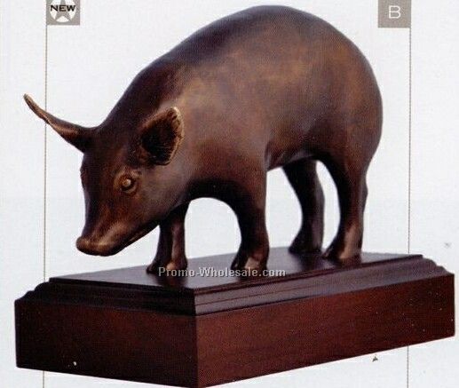 Curiosity Pig Sculpture